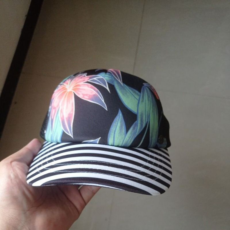 topi wanita roxy hitam original