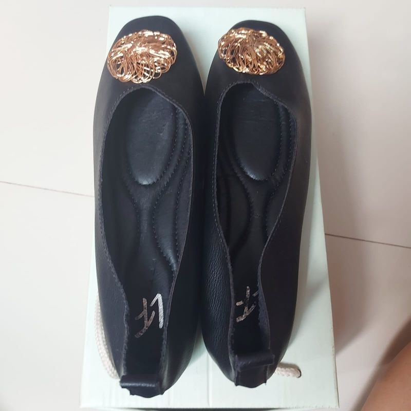 sepatu les femmes size 37