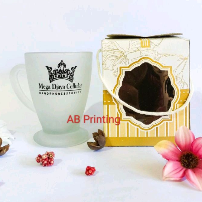 (TANPA PO) SOUVENIR GELAS PIALA PUTIH DOFF KEMAS BOX  (AB)