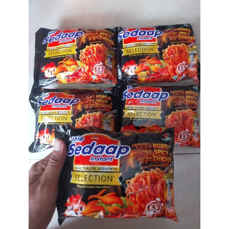 

MIE SEDAAP SELECTION KOREAN SPICY CHICKEN