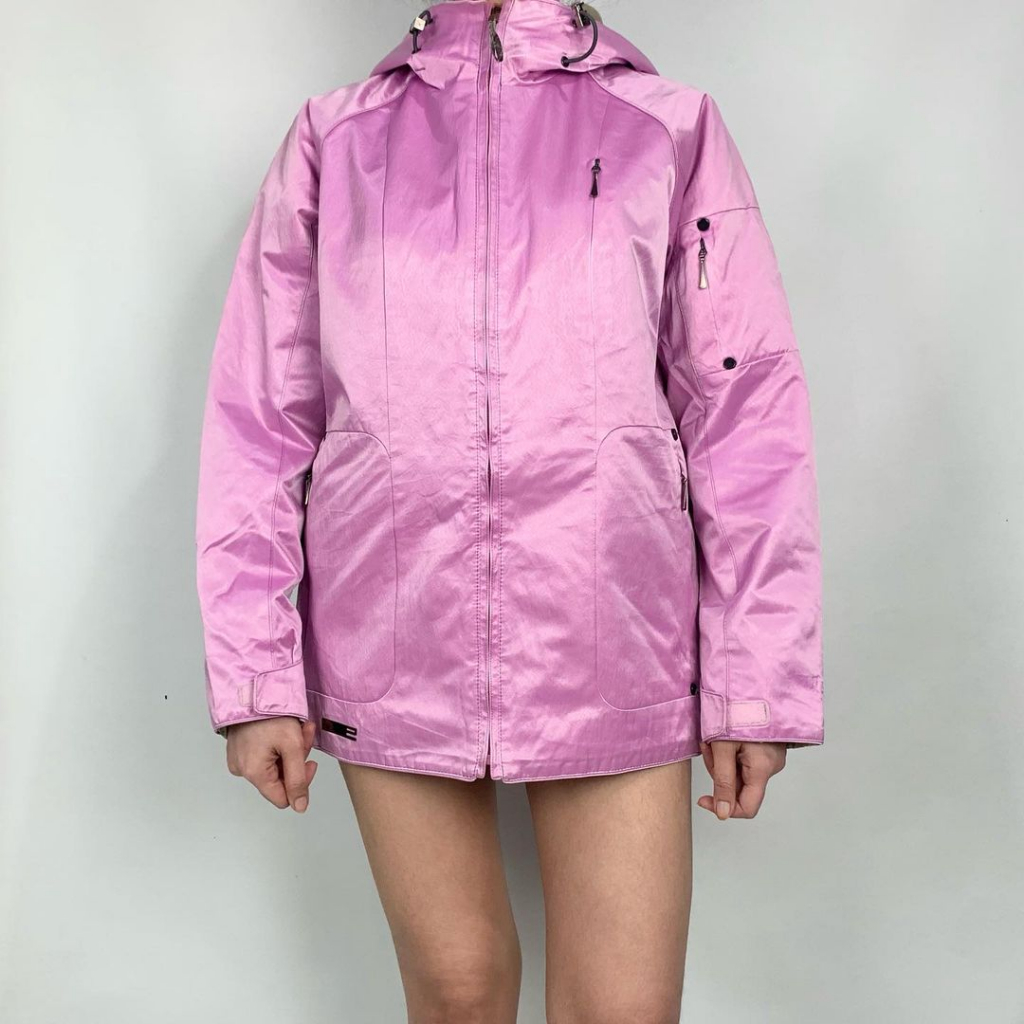 Jaket wanita Jaket Gunung Wanita Ellesse size L (seperti baru) anti air 100% Original 031023