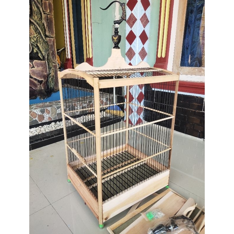 Sangkar Ambrukan Model Diamond