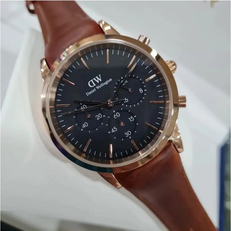 Daniel wellington Iconic chronigraph pria