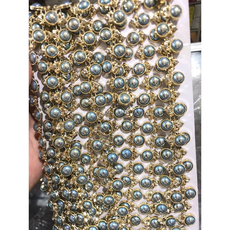 Payet Mutiara Rangkai Kebaya