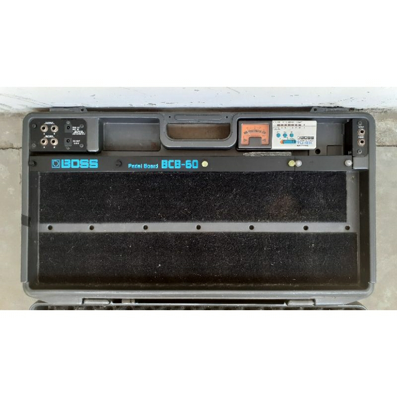 pedalboard / hardcase boss bcb 60