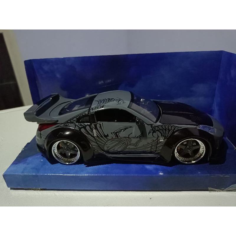Jada 1/24 Nissan 350z DK fast and furious