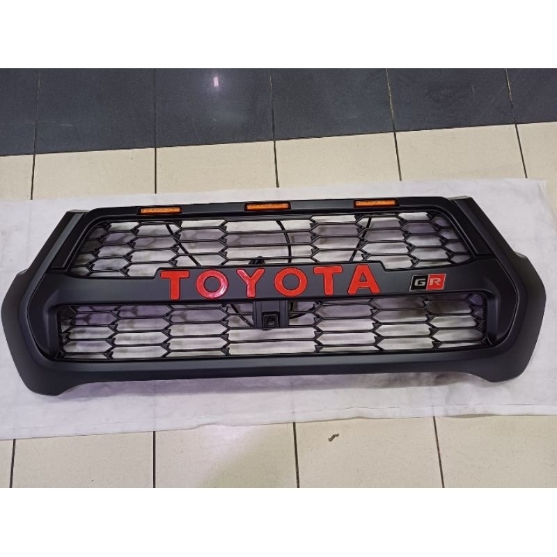 grill hilux revo grill depan front grill hilux revo 2021 GR