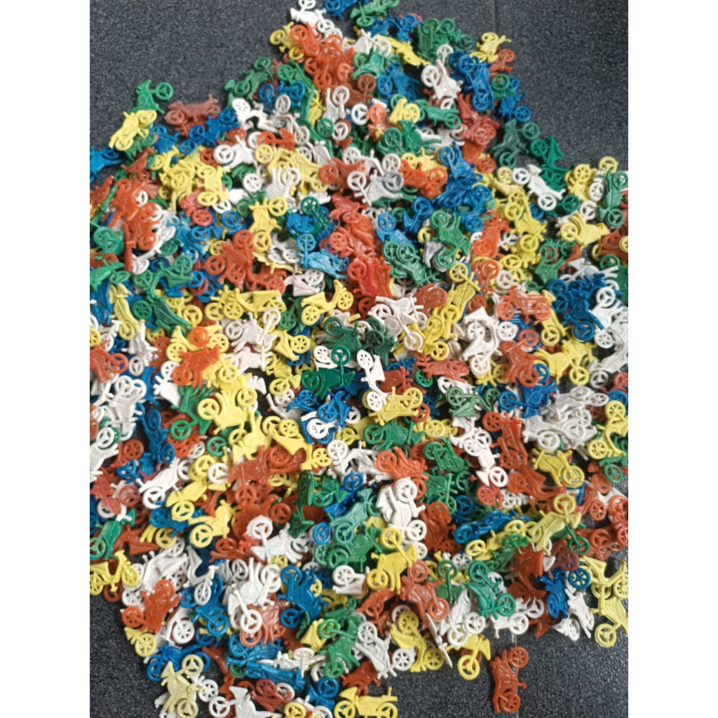 MOTOR MOTORAN MINI PLASTIK WARNA WARNI 1 PAK ISI 100 MOTOR MINI
