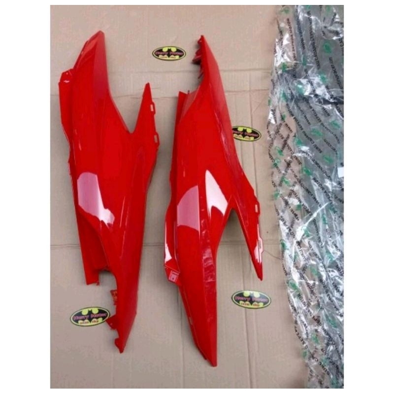 Bodi samping halus vario 125 150 new led 2018 2021 Merah cabeBodi samping halus vario 125 150 new le