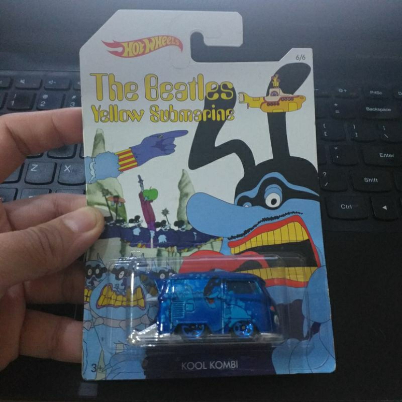 HOT WHEELS KOOL KOMBI BIRU THE BEATLES