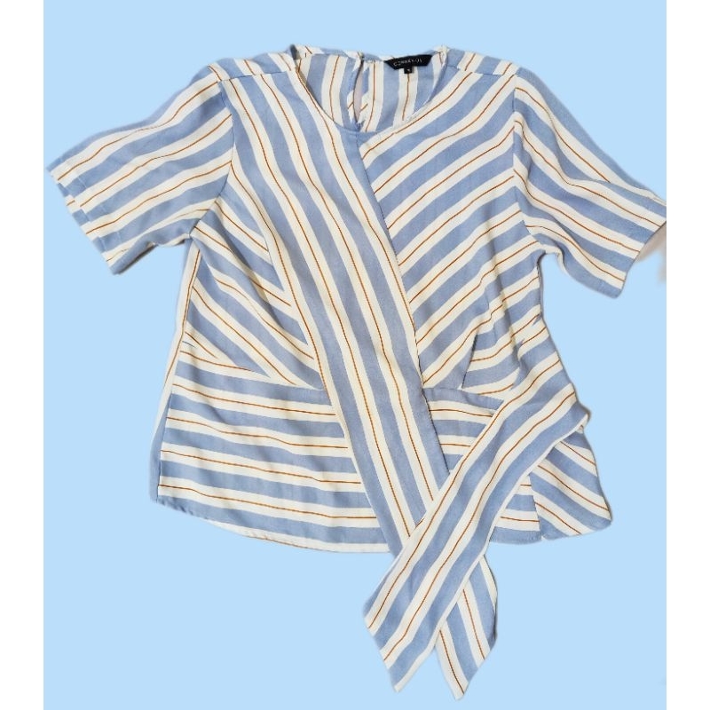 Baju Wanita Garis-Garis Putih Biru- Connexion