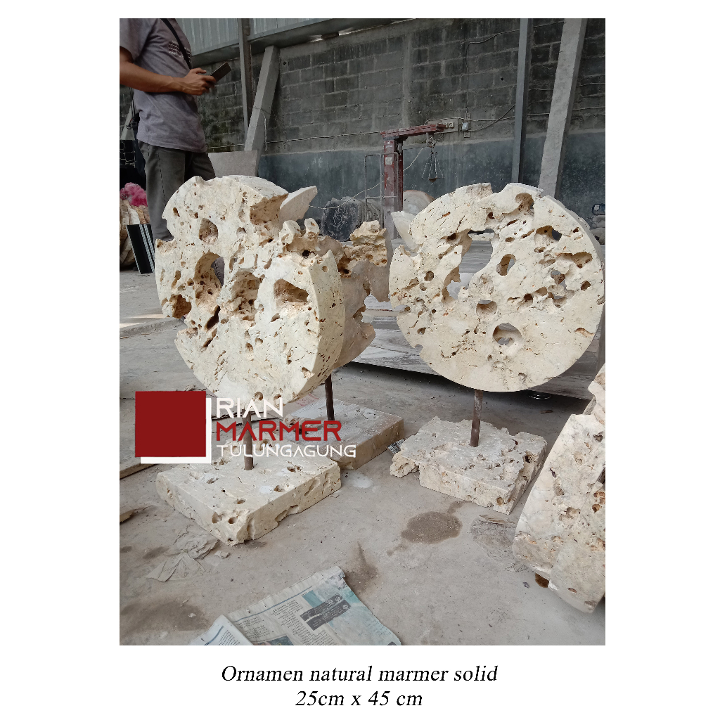 Ornamen bulat natural batu marmer solid