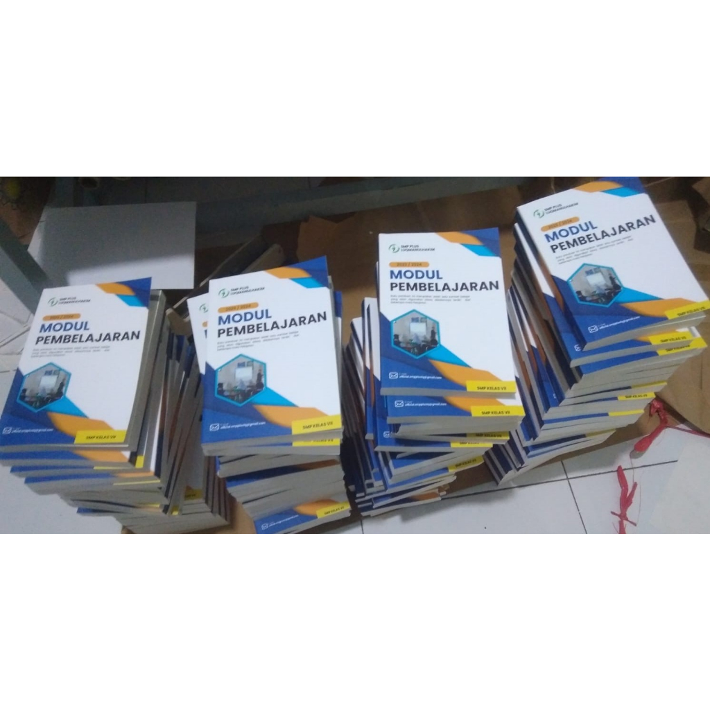 

Jasa Cetak Percetakan Buku Ukuran A4 Isi Hitam Putih Bahan Bookpaper Sampul Soft Cover