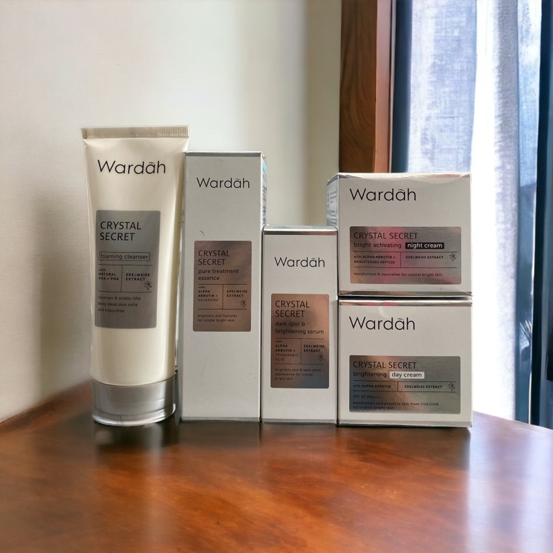 WARDAH CRYSTAL SECRET SKINCARE