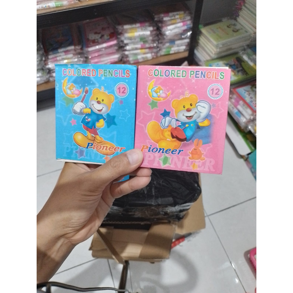 

mainan Pensil warna pendek Isi 12 Warna Alat Menggambar Dan Mewarnai Set 12pcs Color lucu cantik
