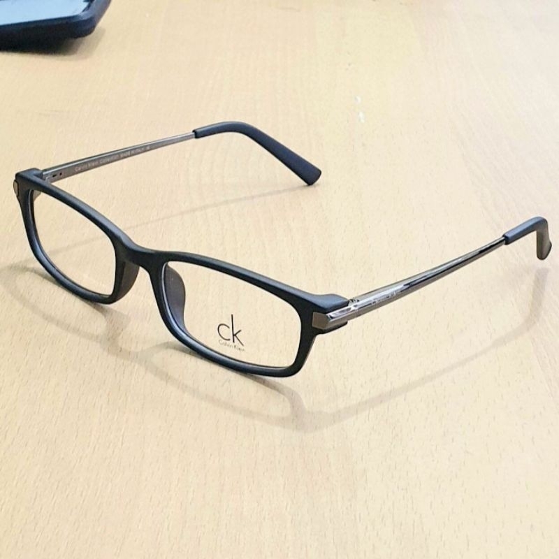Frame kacamata pria wanita titanium sudah ada per pegas