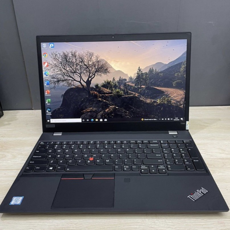 LAPTOP LENOVO THINKPAD T590 i7 RAM 16 GB SSD 512GB WINDOWS 10 MULUSSS
