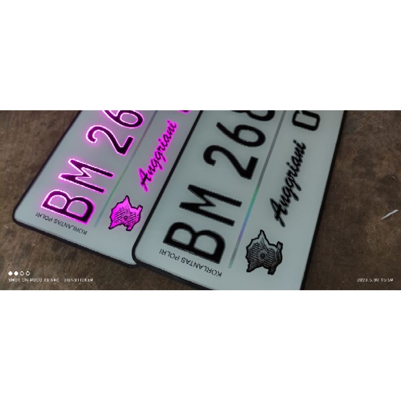 PLAT NOMOR AKRILIK PUTIH  FONT BARU(SEPEDA MOTOR) / PLAT SEPEDA MOTOR / PLAT LAMPU LED/ AKRILIK