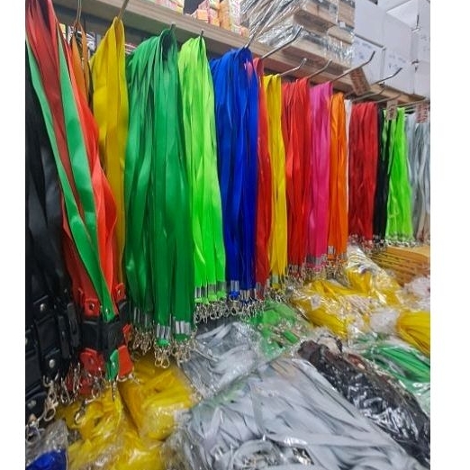 

TALI ID CARD WARNA UJUNG PLASTIK