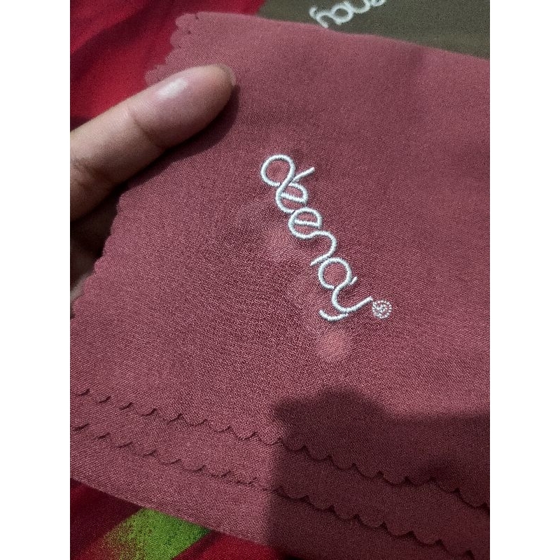 Deenay Preloved