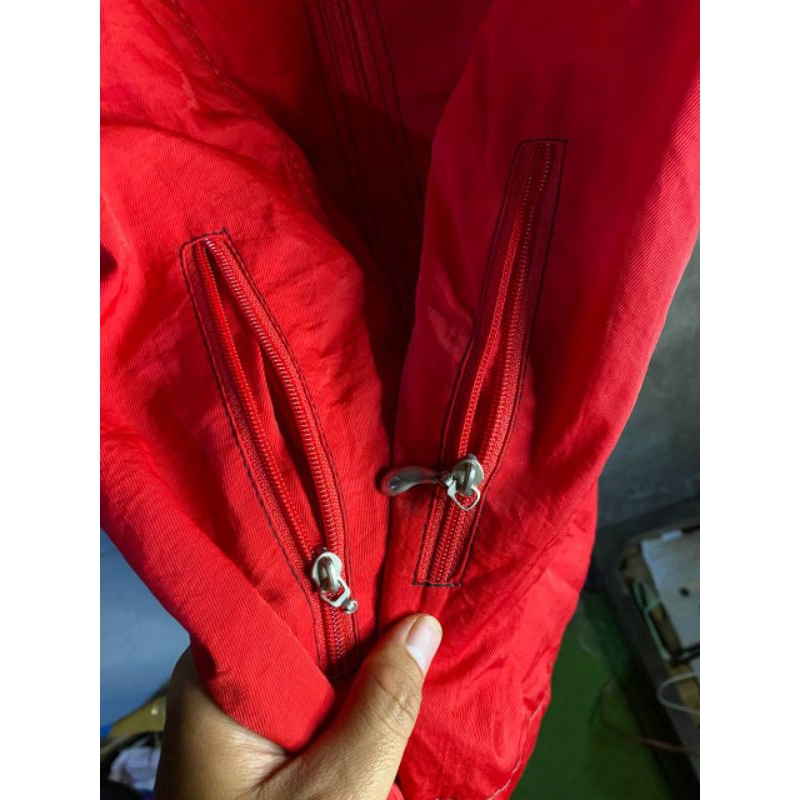 .JAKETT OUTDOOR TEBAL WARNA MERAH NO MINUS FULL HOODIE SIZE L fit XL