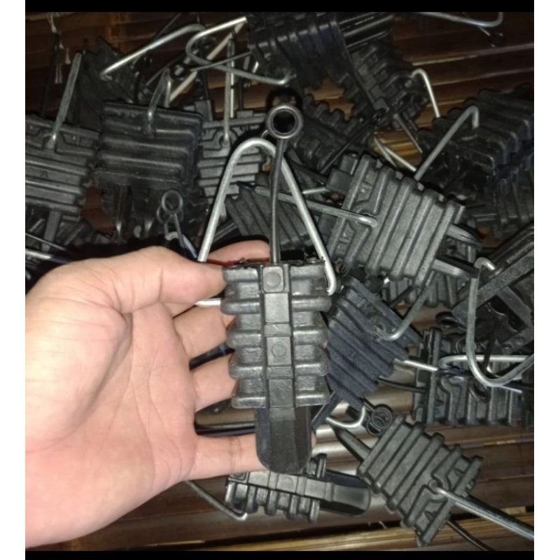 wedge harga 2 pcs clamp kabel listrik twis sr penarik kabel sr