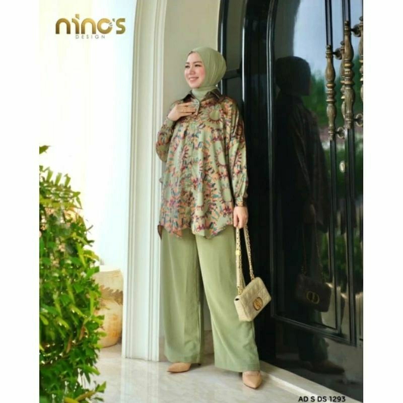 One set by Ninos