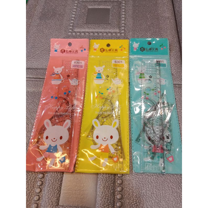 

penggaris set isi 4 harga per 12 bungkus