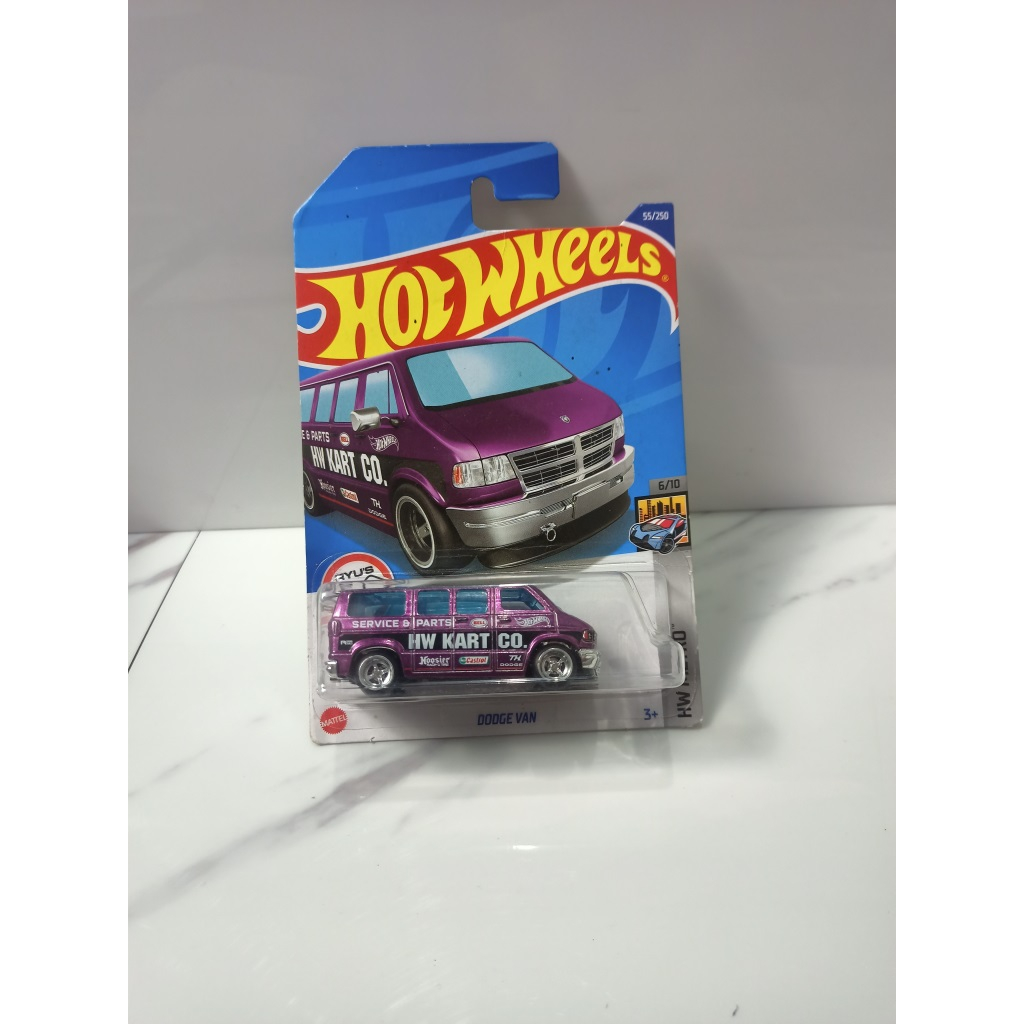 HOTWHEELS DODGE VAN THS SUPER TREASURE HUNT
