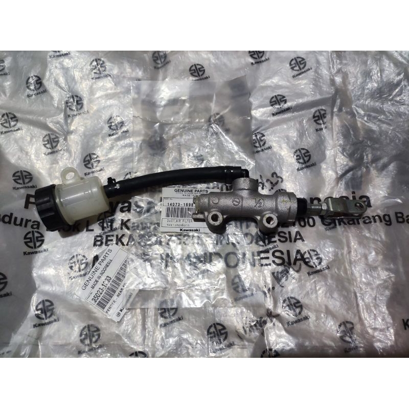 Master rem Belakang Ninja 150 RR Original Master Rem Pompa oli rem belakang Tabung Minyak oli rem Ni