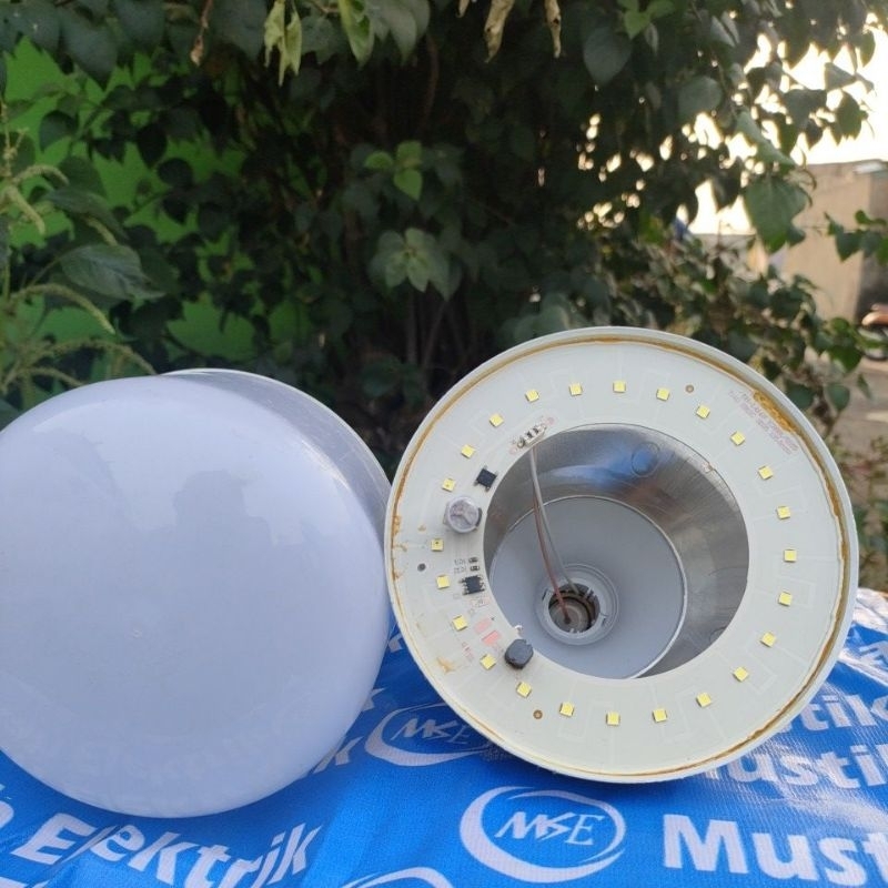 DIY LED Off (mati) ||casing baru||60 Watt returan pabrik