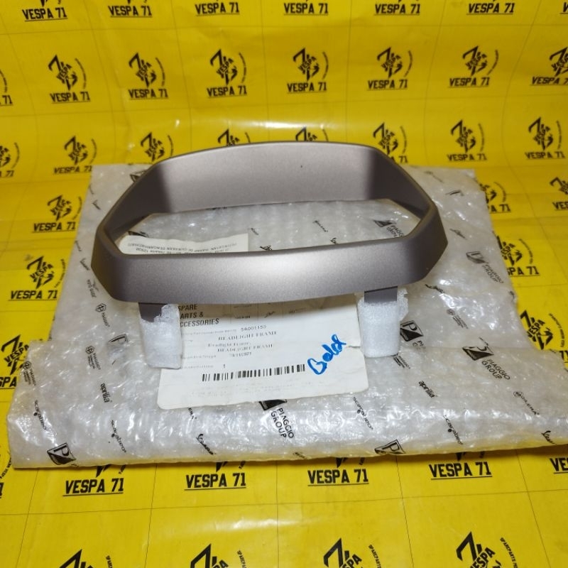 List Frame Headlamp Vespa / List Lampu Depan Vespa Matic Sprint Gold ( Original Piaggio )