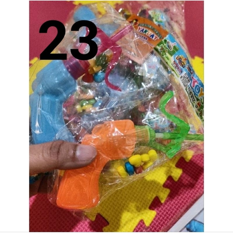 

permen pistol air isi 20