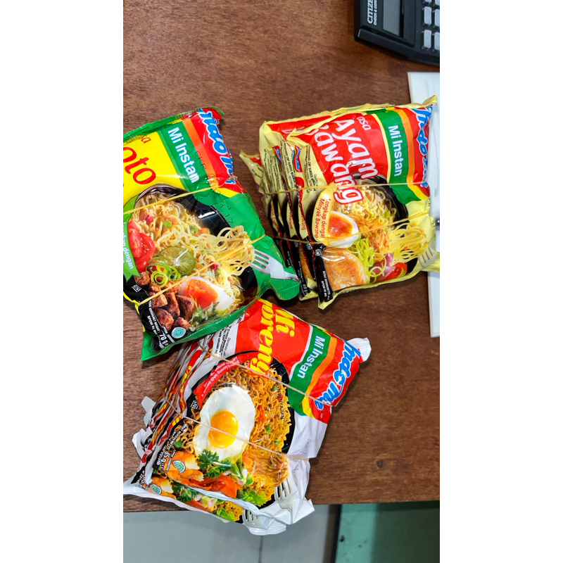 

Indomie Goreng, Ayam Bawang, dan Soto isi 5pcs