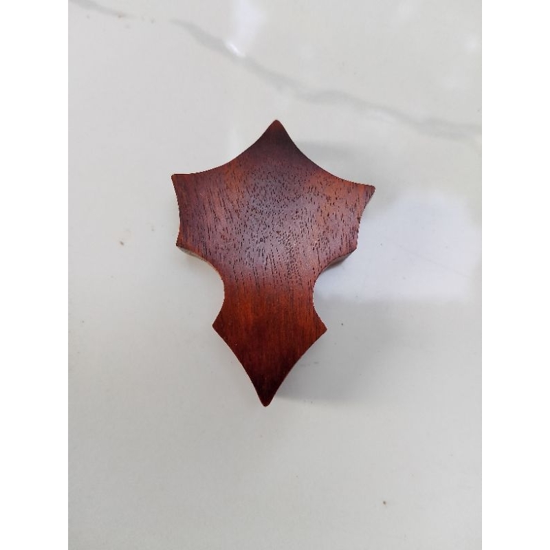 Liontin kalung / Bandul Kalung kayu setigi