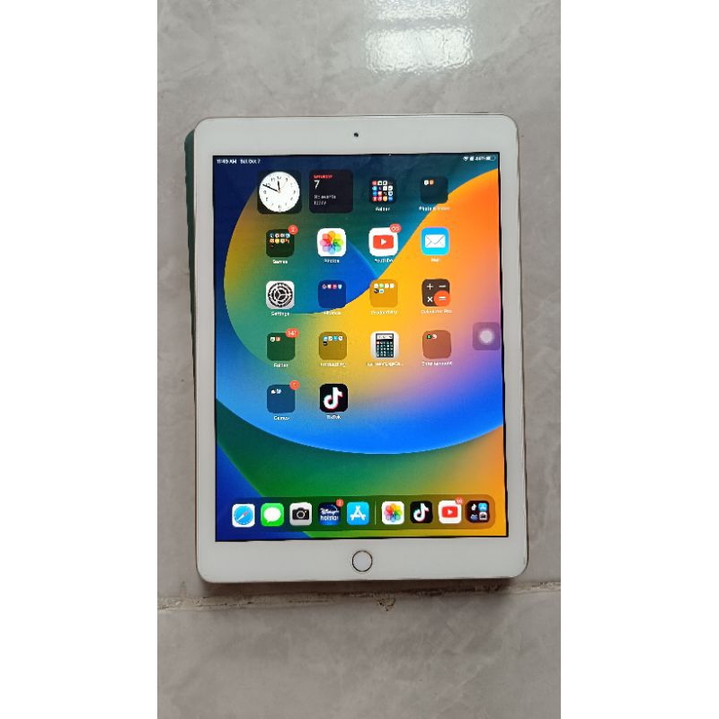 ipad gen 5 -128 Gb Gold