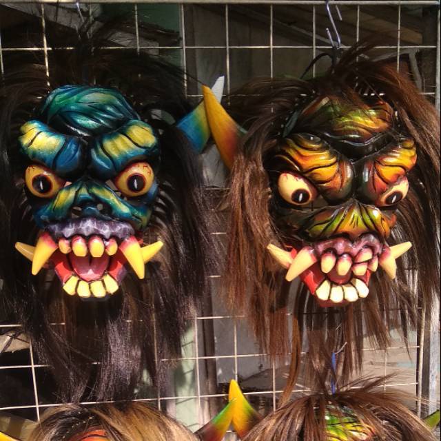 GEDRUKAN TOPENG MOSTER GEDRUK /TOPENG SPON MAINAN GIGI KAYU SERAM /TOPENG GERDUK