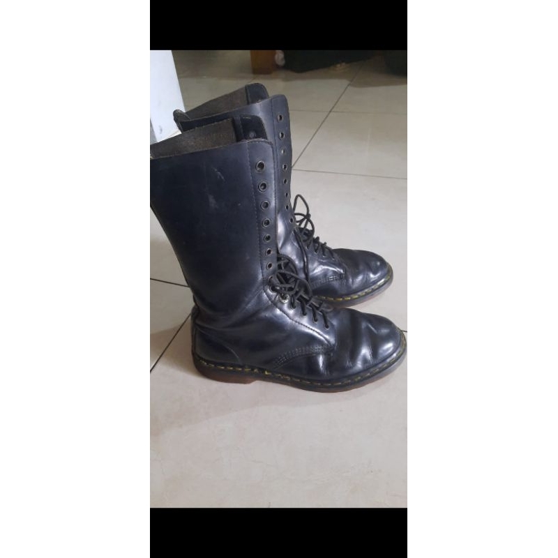 dr.martens 14hole