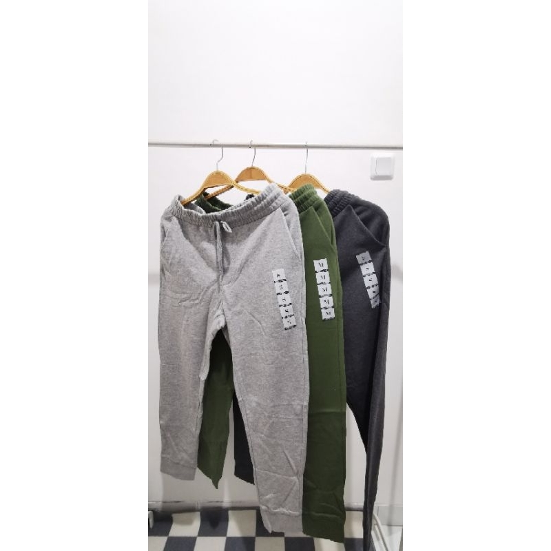 Original Hush Puppies Jogger Pants Pria Rum 2