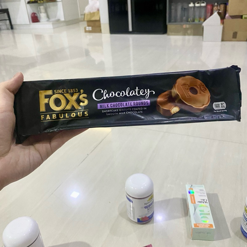 

FOXS FOX’S CHOCOLATEY MILK CHOCOLATE SALTED CARAMEL AUSTRALIA BISCUITS