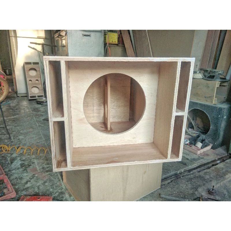 BOX SPEAKER 10 INCH SPL SINGLE TEBAL TRIPLEK 12 mm