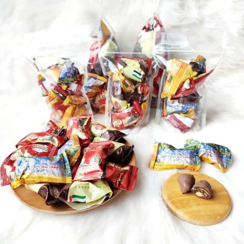 

Coklat Kurma Almond Premium