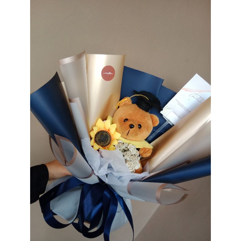 

BUCKET BONEKA GRADUATION | BOUQUET GRADUATION | BUCKET BUNGA MURAH |BOUQUET BUNGA MURAH | BOUQUET BONEKA GRADUATION MURAH