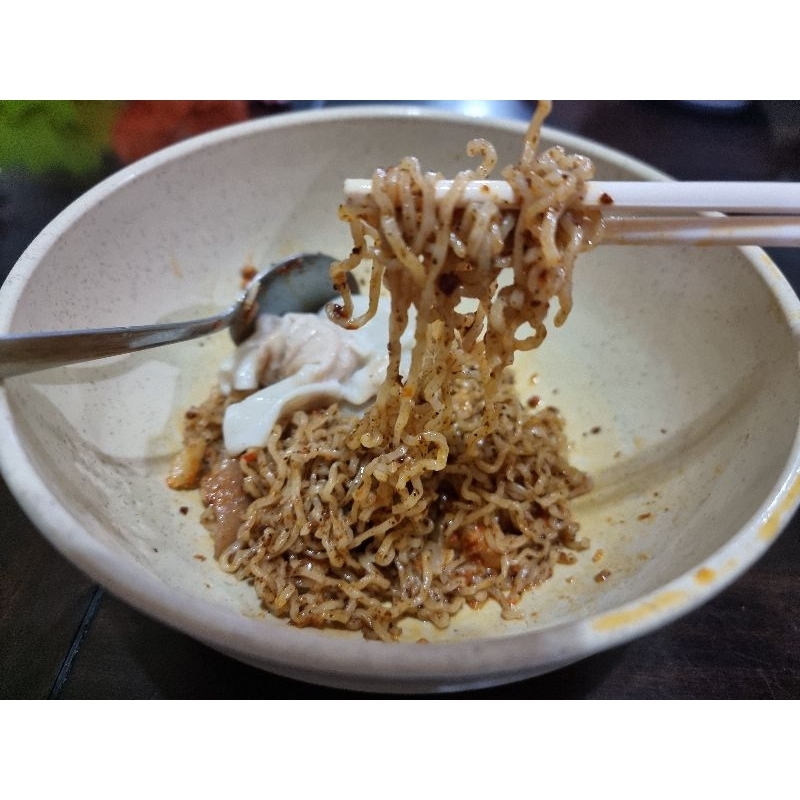 

Bakmi rica Mala ( belum termasuk pangsit )