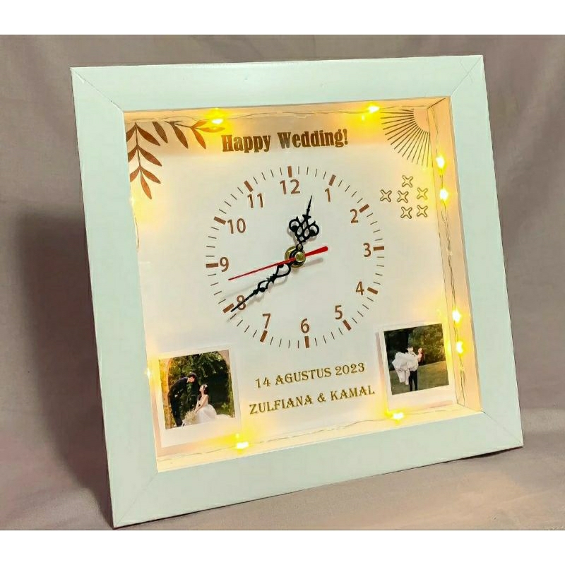 Gift Hampers frame 3D 20x20 include jam ditengah