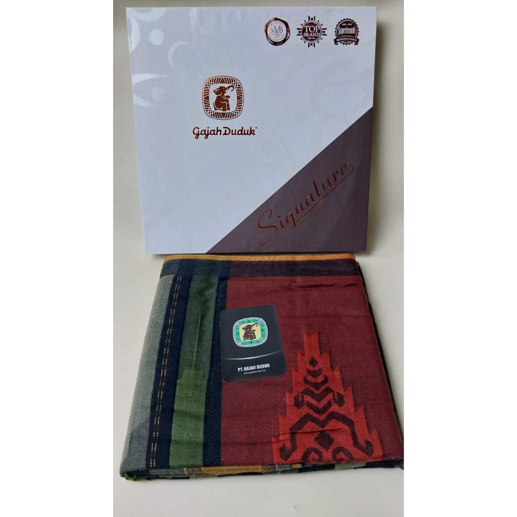 Sarung gajah duduk signature jacquard