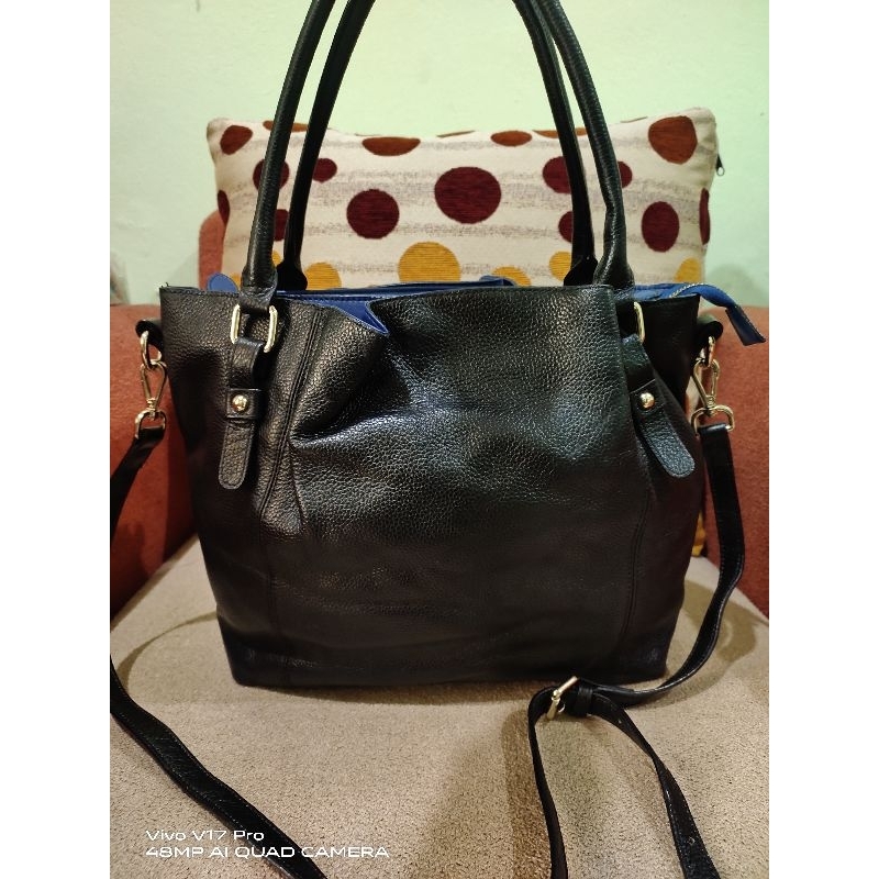Preloved sling tote kulit della stella FREE TAS RANDOM