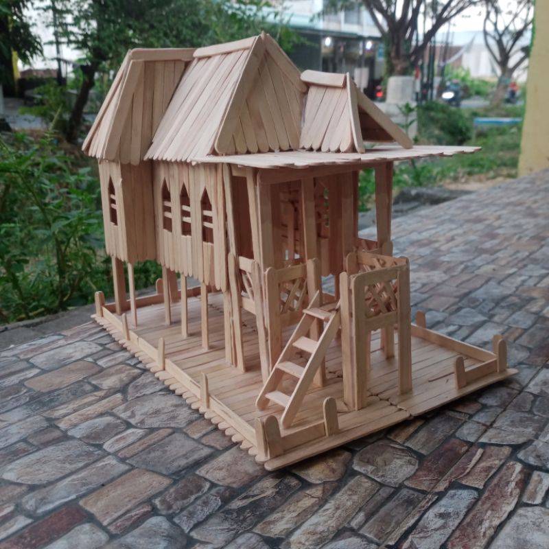 miniatur rumah si pitung adat Betawi Jakarta dari stik es krim