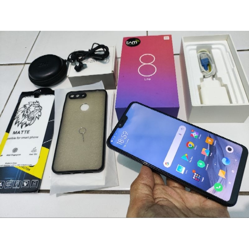 Xiaomi Mi8 LITE   EX TAM RAM 4/64 Hp Bekas Pemakaian Pribadi