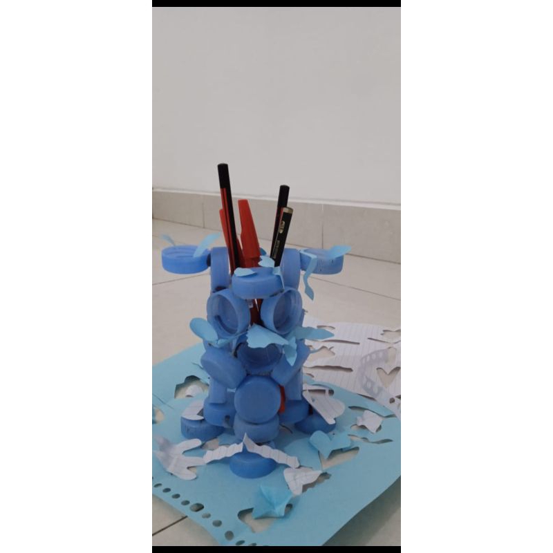 

Tempat Pensil